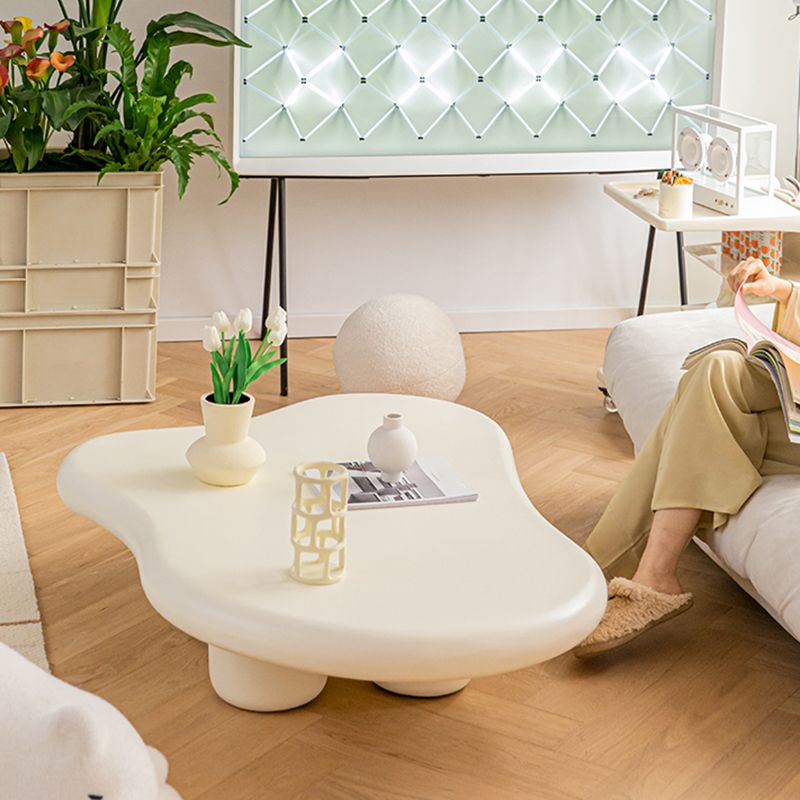 Scandinavian Wooden Coffee Table Set Free Form 3 Legs Coffee Table for Bedroom