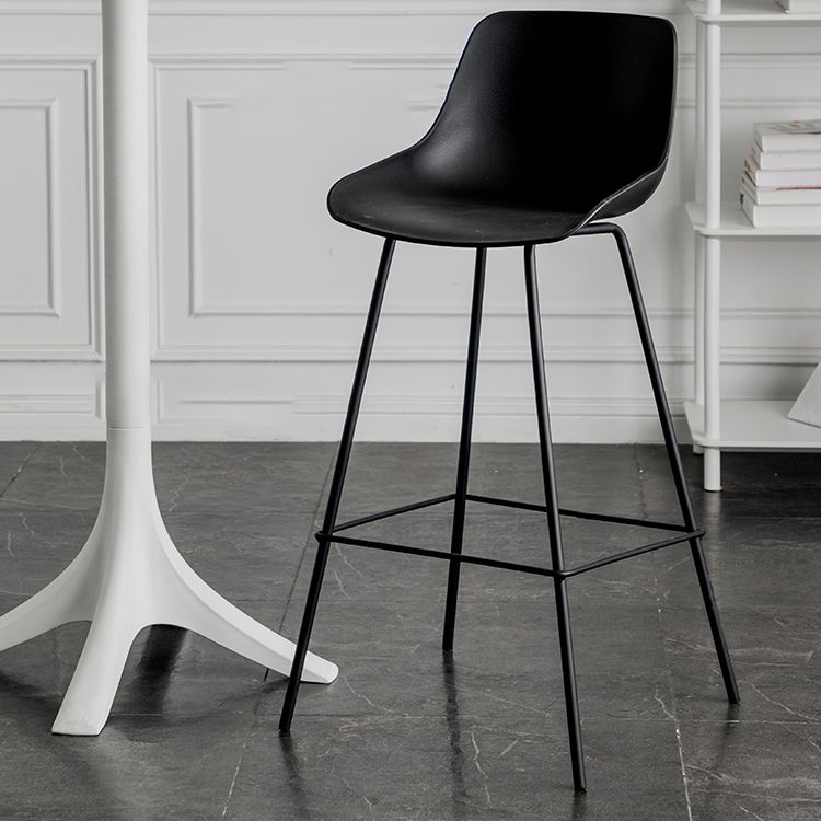 Modern Style Bar-stool Plastic Counter Bar Stool with Metal Legs