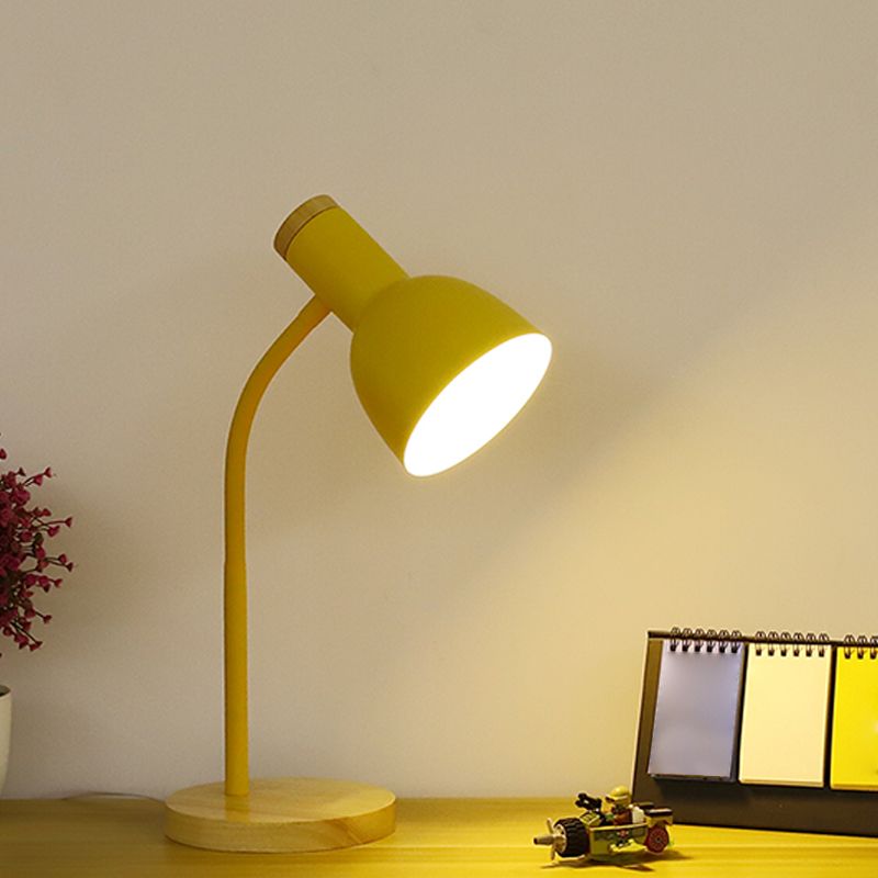 Lampe de table de nuits de forme de cloche de style moderne Metal 1-Light Table Light