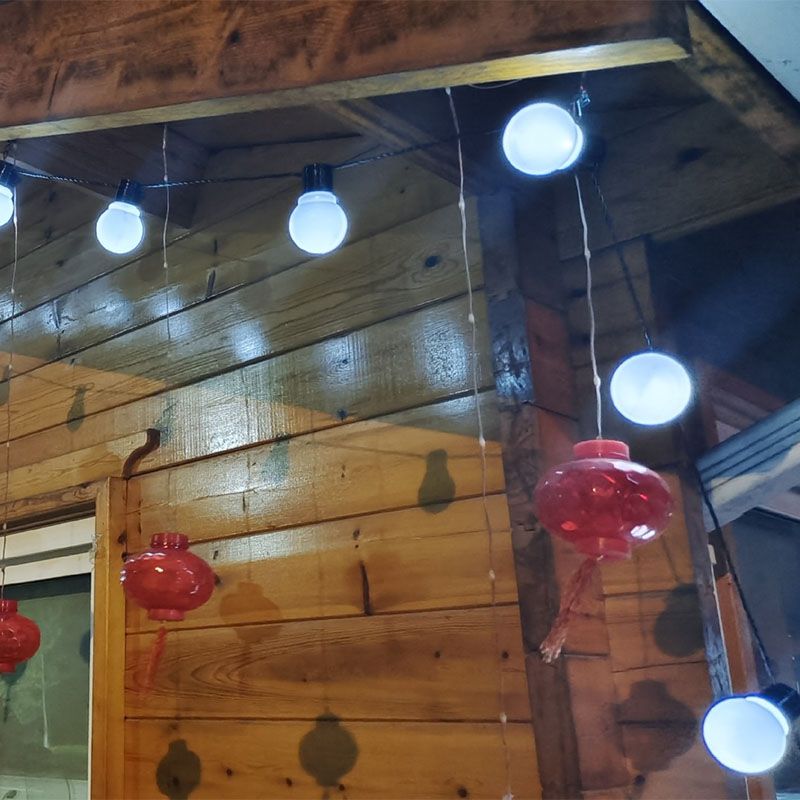 Modern LED Global Rope Light White Outdoor Plastic Light Post for Garden