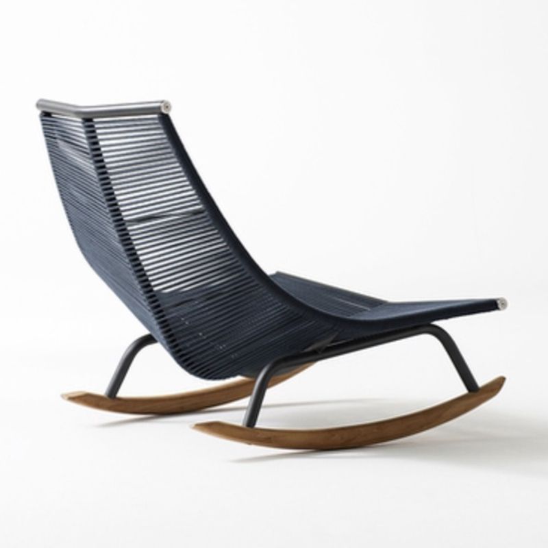 Modern Style Rocking Chair Metal Frame Wicker Spindle Rocker Chair with Light Legs