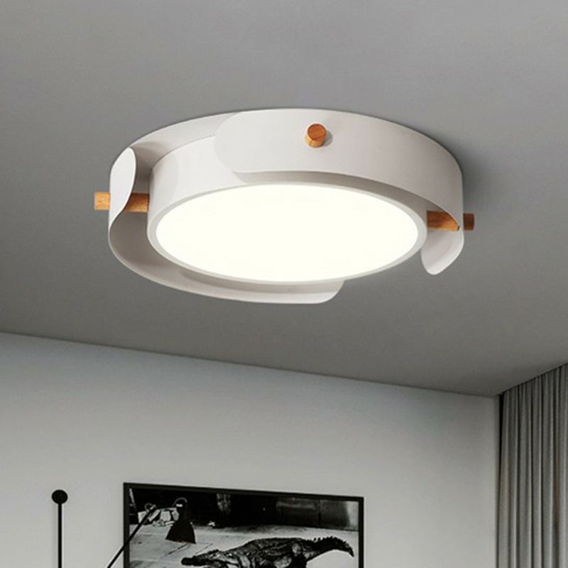 LED Round Flush Mount Lighting Fixture Minimalist Metal Bedroom Ceiling Mounted Light