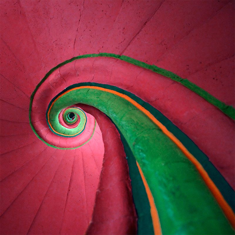 Cool Spiral Wall Covering Mural for Bedroom, Rose Red and Green, Made to Measure
