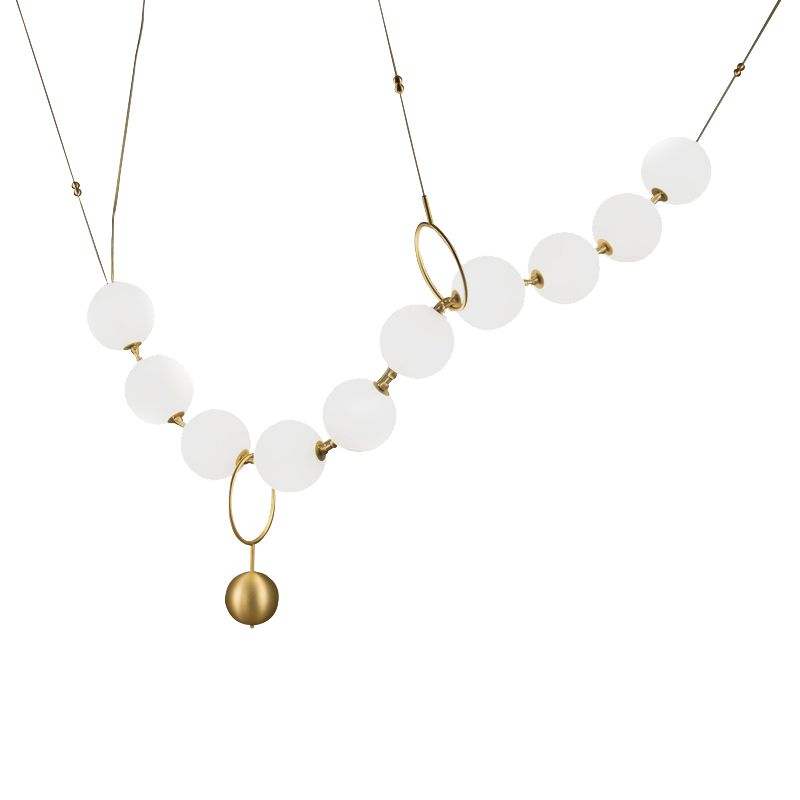 Mesa de comedor en forma de collar Vidrículas de leche 10 luces colgantes simples en oro