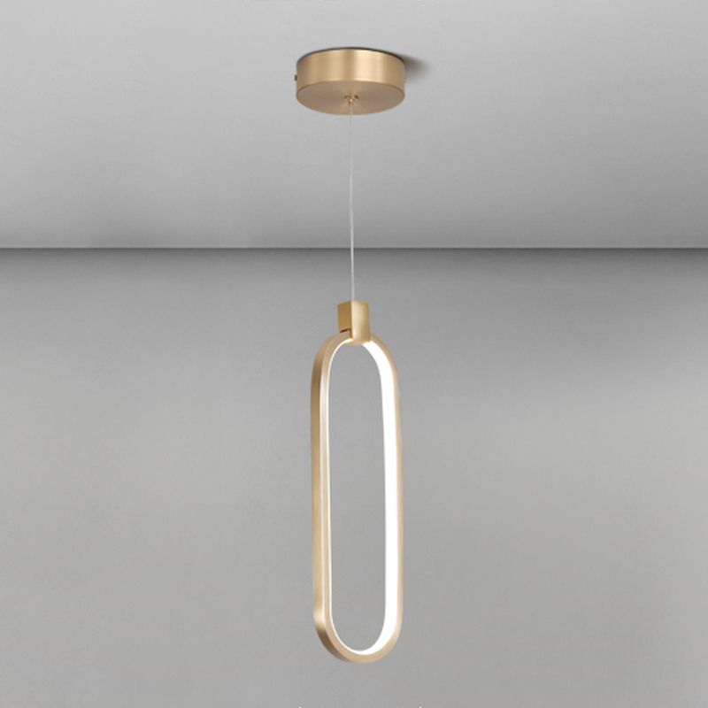 Lumières suspendues linéaires Symiss à montage suspendu en métal moderne pour le chevet