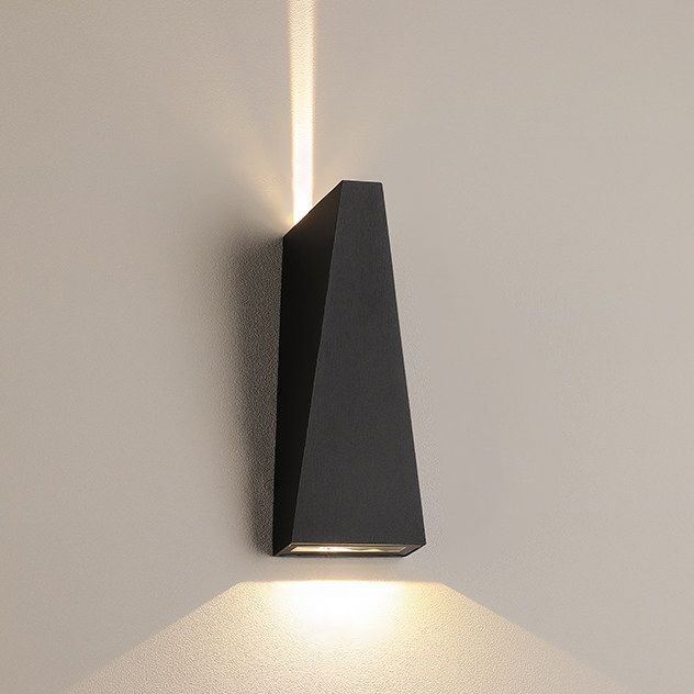 Geometric Shade Wall Lighting Modern Style Metal 2 Lights Sconce Lamp in Black