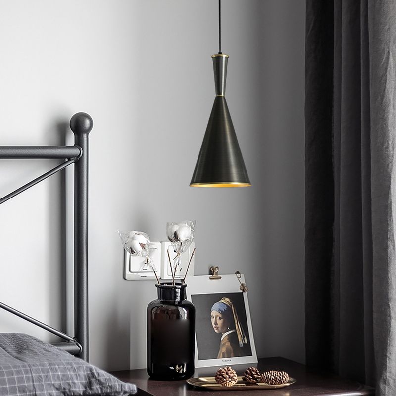 Horn Shaped Restaurant Hanging Light Metallic Postmodern Style Suspension Pendant Lamp