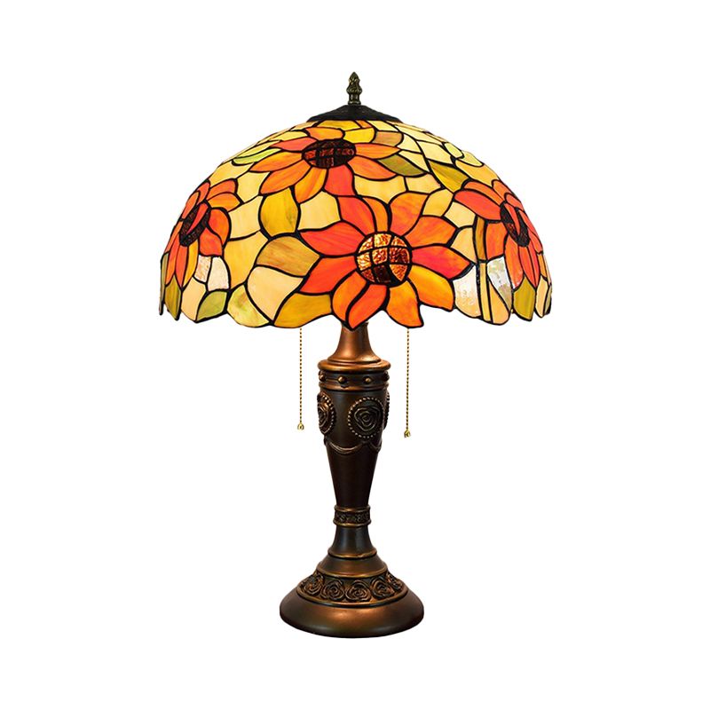 Lampe de nuit en verre rouge / orange en dôme Tiffany 2 lumières Bronze Pull Chain Table Lighling avec base sculptée