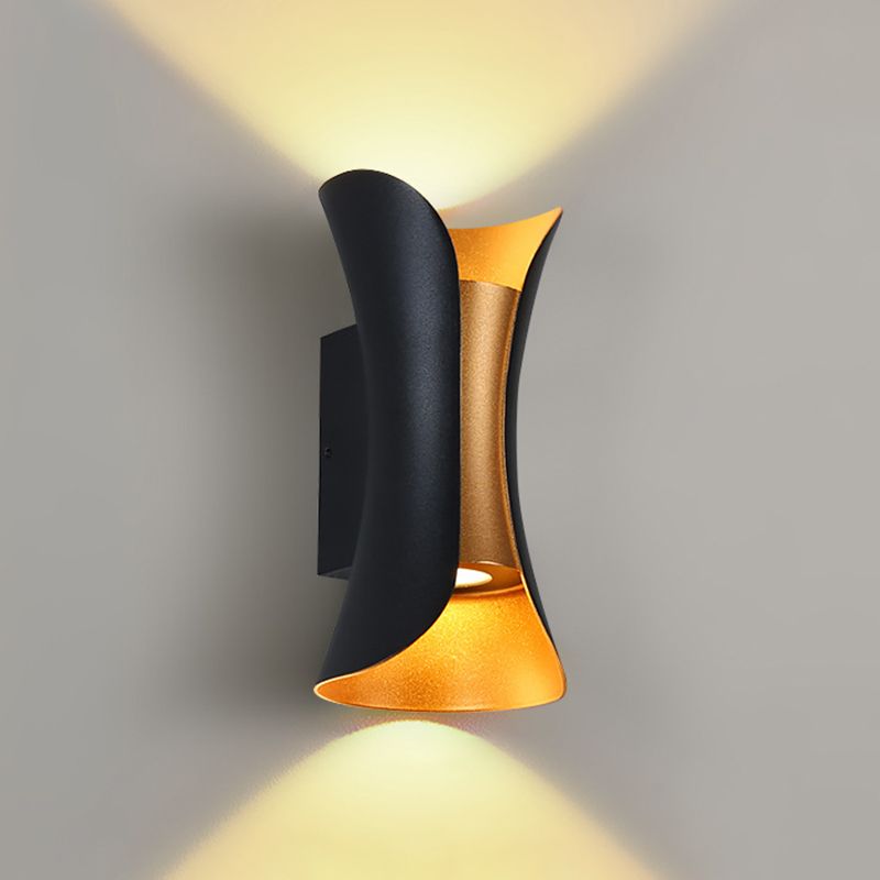 Courte de mur en forme de sablier en aluminium Courté postmoderne a conduit à la lumière