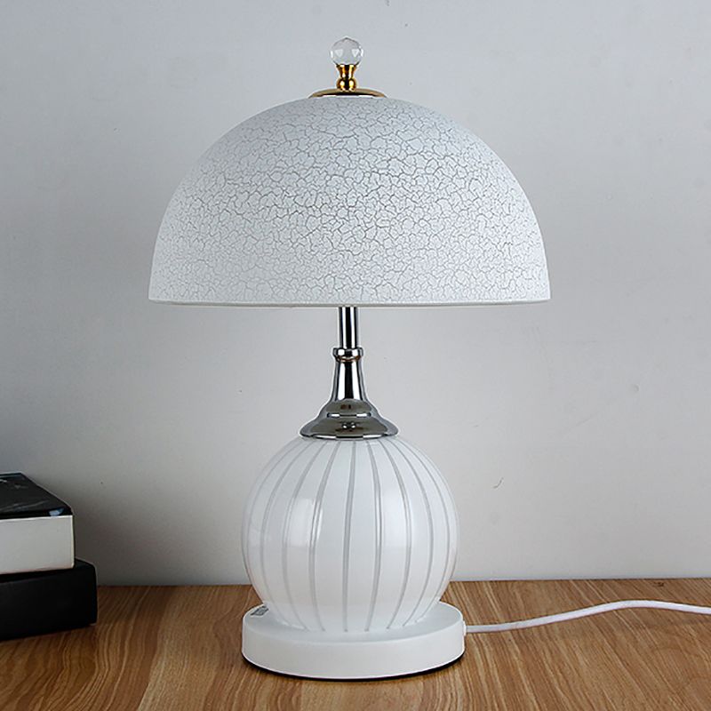 Lampes de table de nuit en dôme en verre de style moderne 1 lampe de table légère