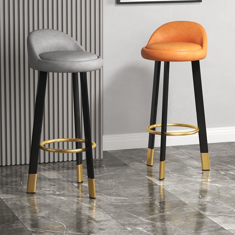 Taburete de bar sin brazos con respaldo moderno, taburete de bar de acero para cajero con cojín y reposapiés