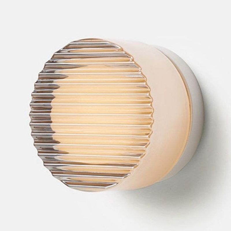 Modern Metal Wall Sconce Circle Shape 1 Light Sconce Light Fixtures