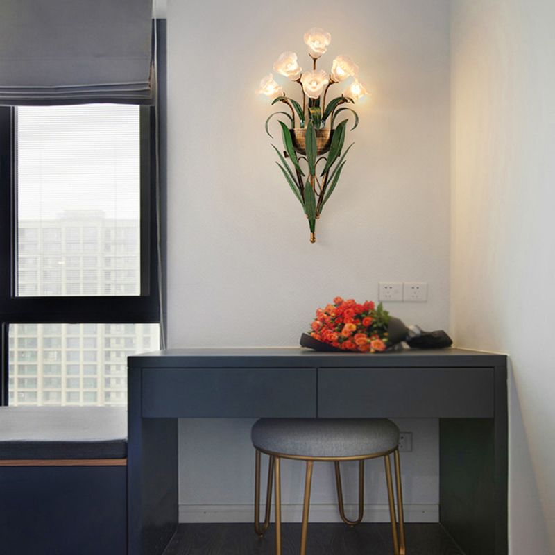 Modern Style Wall Lamp Flower Shape Wall Mount Lamp with Glass Shade for Bedroom