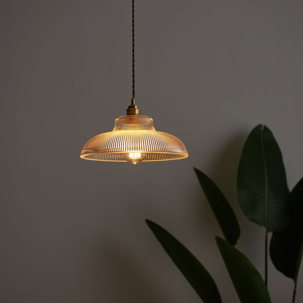 Retro Industrial 1 Light Anhänger Prismatische Klarglas Kuppel Anhängerlampe für Coffeeshop
