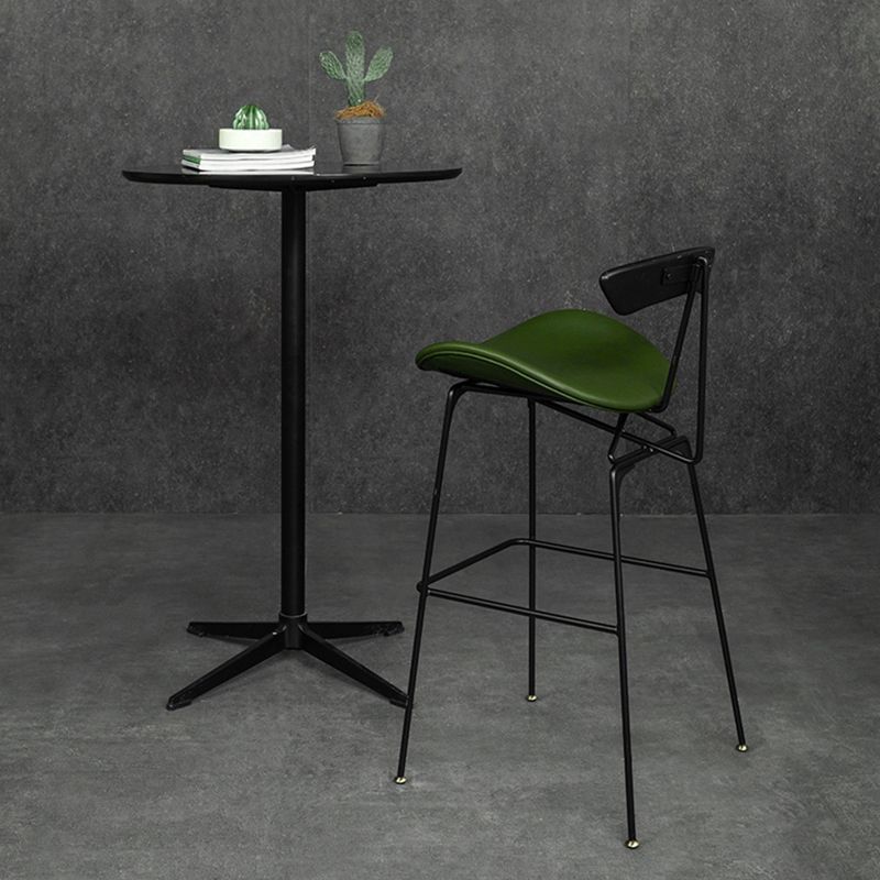 Tabouret de bar en fer noir, tabouret de comptoir à dossier bas de style industriel avec siège en selle