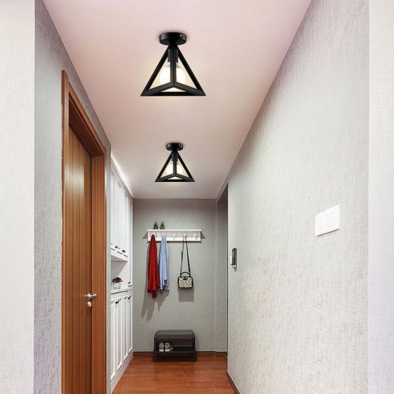 Accesorio montado en el techo de metal sombreado lámpara de montaje de techo de techo de ala loft en negro