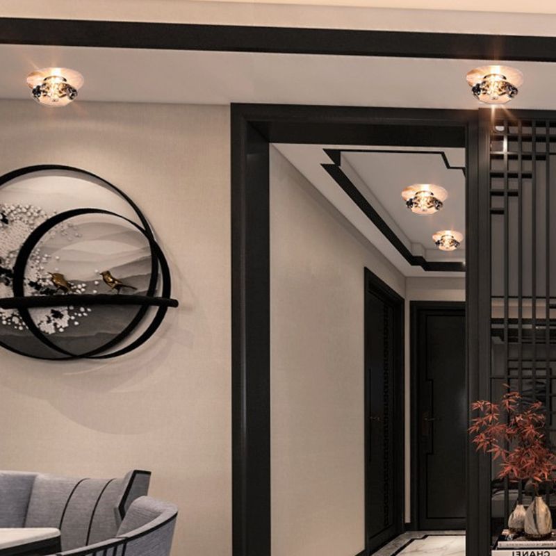 Moderne, schlichte Kristall-Deckenleuchte, rautenförmige Mini-Unterputzleuchte mit Metallbaldachin für Flur, Gang