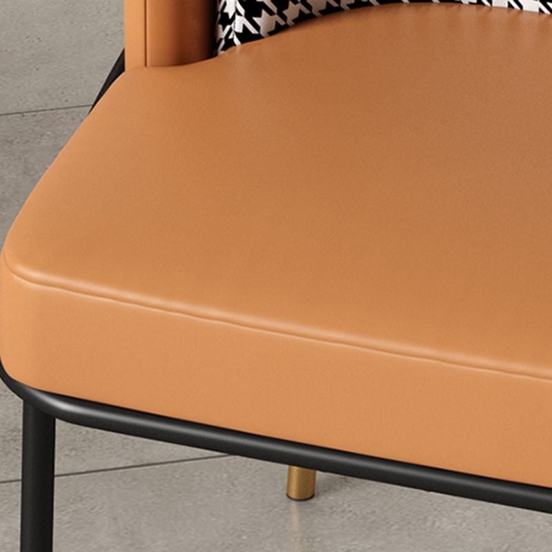 Sillas de comedor tapizadas de metal Glam, sillas de comedor sin brazos para uso en restaurantes