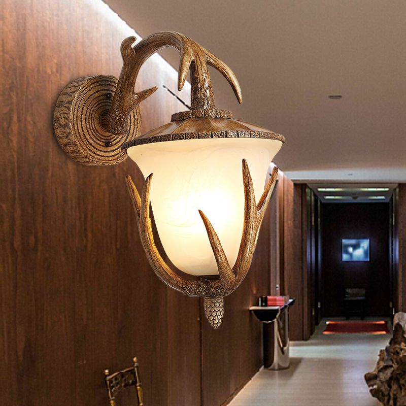 Country Pinecone Shade Sconce Light Fixture 1 Bulb Resin and Frosted Glass Wall Mount Lighting in Wood for Corridor