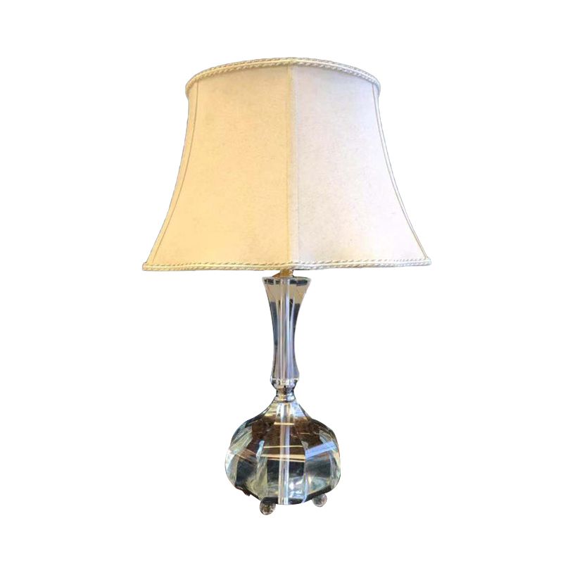 Lámpara de mesita de noche de tela con pantalla de campana rural con luz de mesa de un solo cabezal con base de cristal para dormitorio