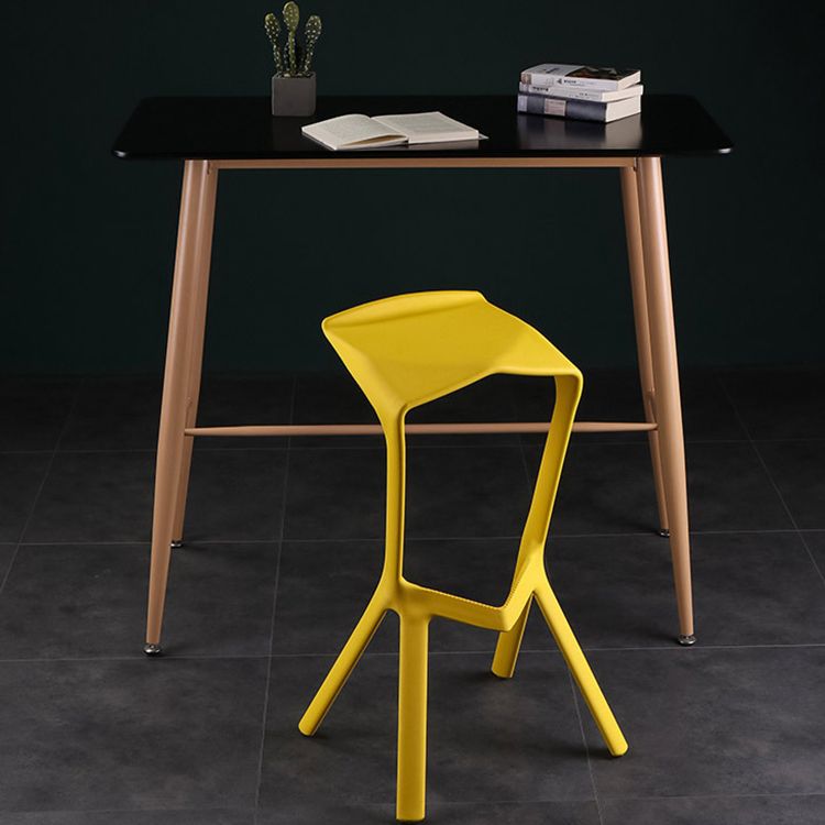 Industrial Armless Counter Stool Plastic Cafe Bar Stool with 4 Legs