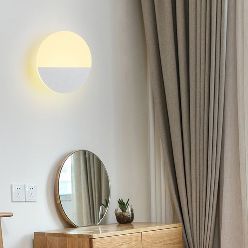 Geometry Shape Metal Wall Light Modern Style 1 Light Wall Mounted Light Fixture
