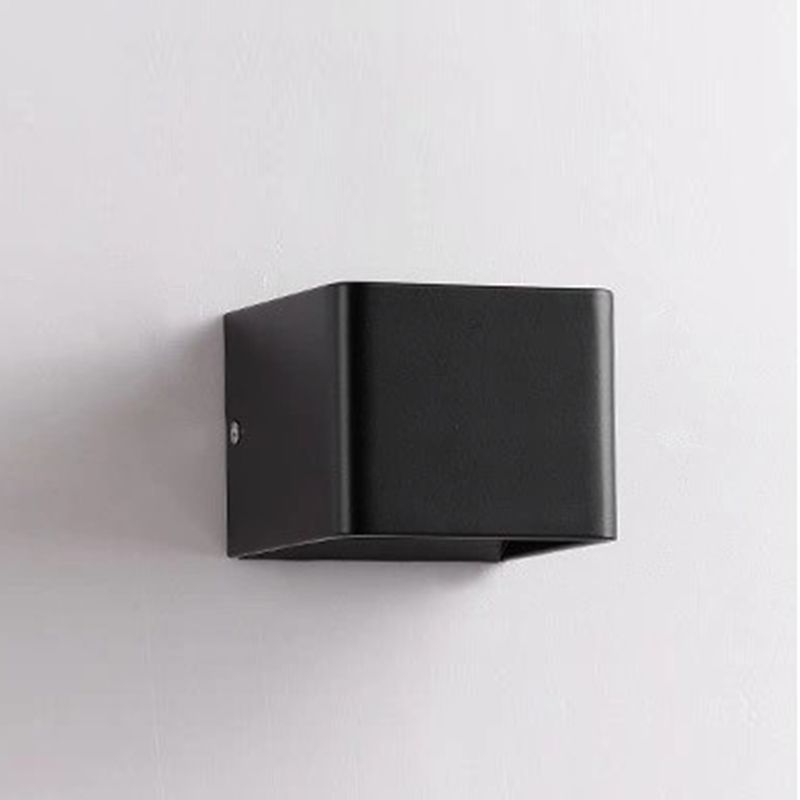 Wandleuchte minimalistische LED -Metallwand montiertes Licht montiert