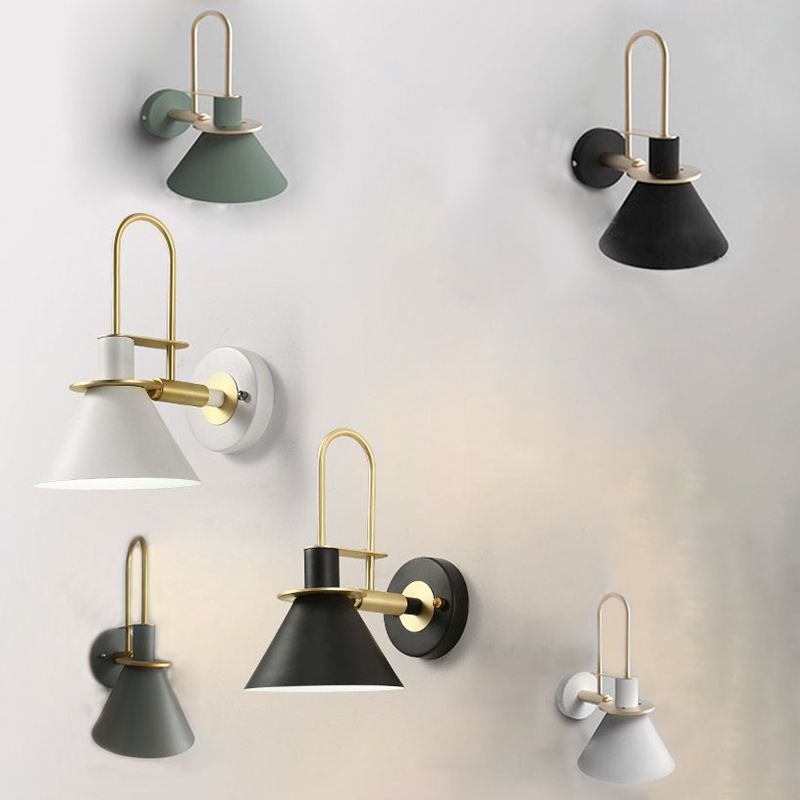 Modern Minimalist Style Tapered Wall Mounted Light Fixture Metal 1 Light Wall Light Sconces for Bedroom