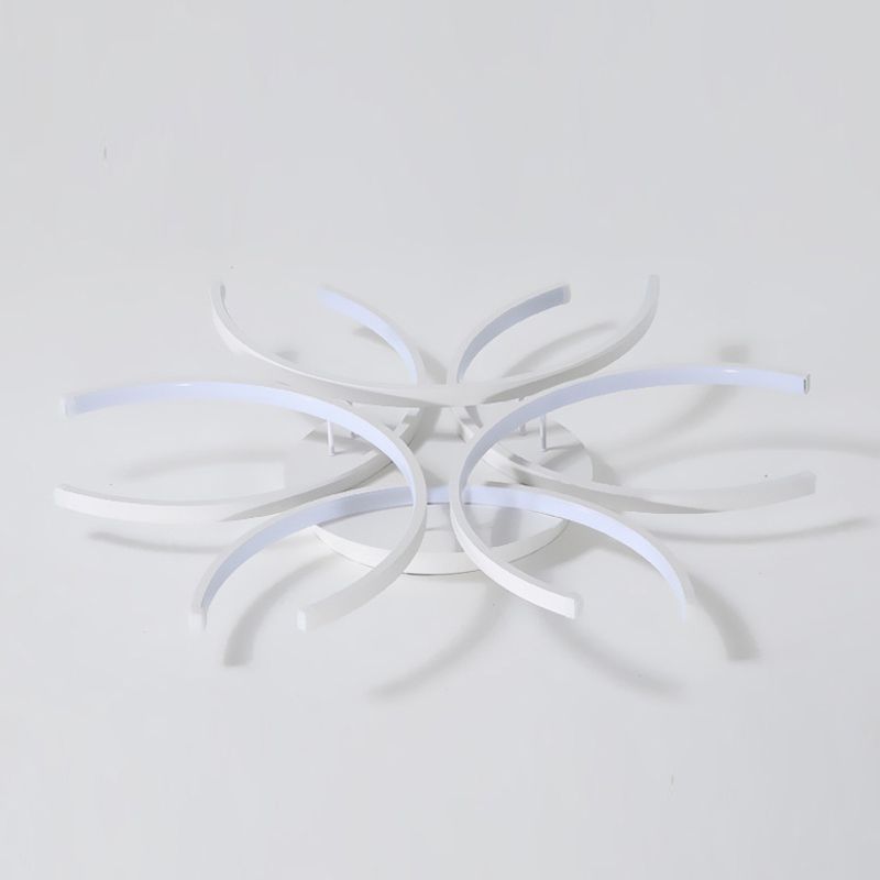 Zeitgenössische Flush -Leuchten linear 6 Leuchtmetall Flush -Brunnenlampen in Weiß