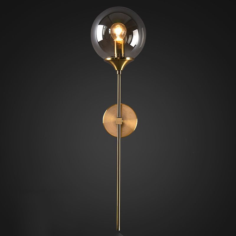 1 luminaire en verre mural clair