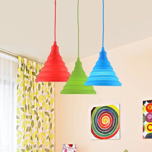 Kinder konisch hängende Anhänger Metal Single Head Leuchtende hängende Licht für Spielzimmer