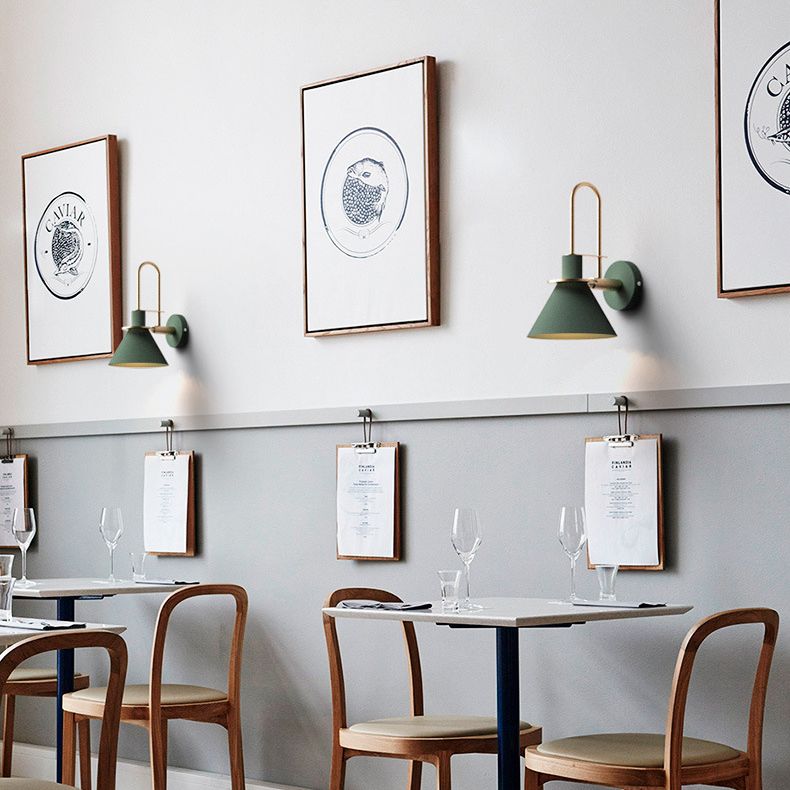 1 Light Metal Wall Mounted Light Fixture Modern Curved Arm Wall Sconce Lighting for Dining Room