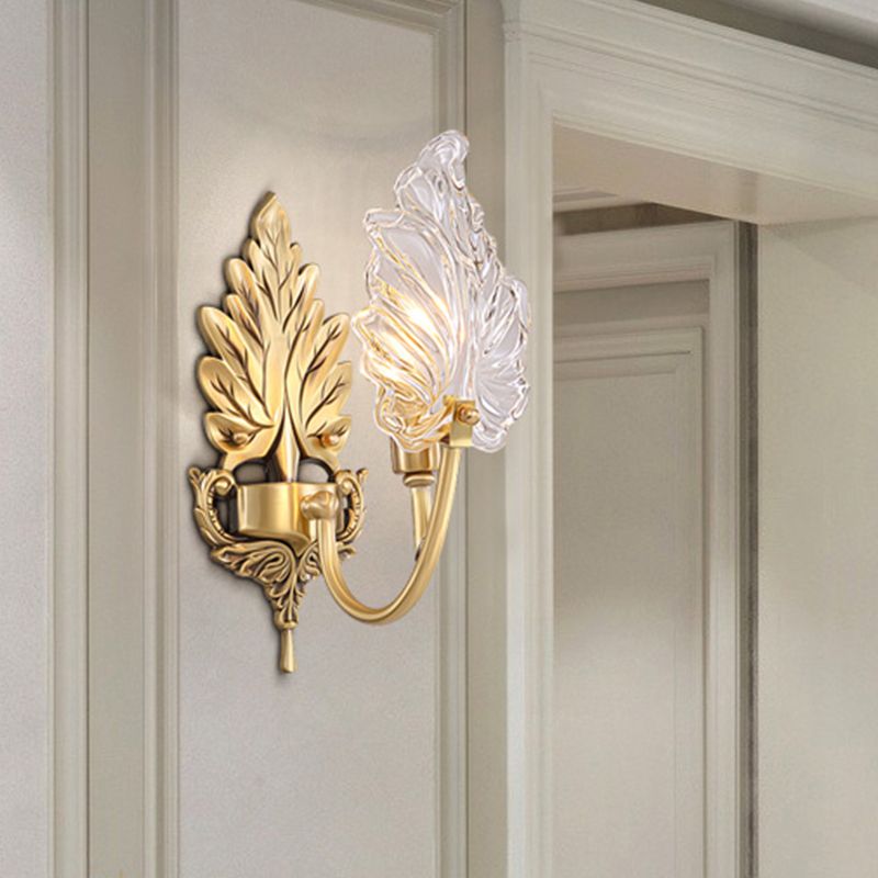Lampada con foglie di palme tradizionale 1/2 luci trasparenti l'illuminazione della parete di vetro con braccio arcuato in ottone