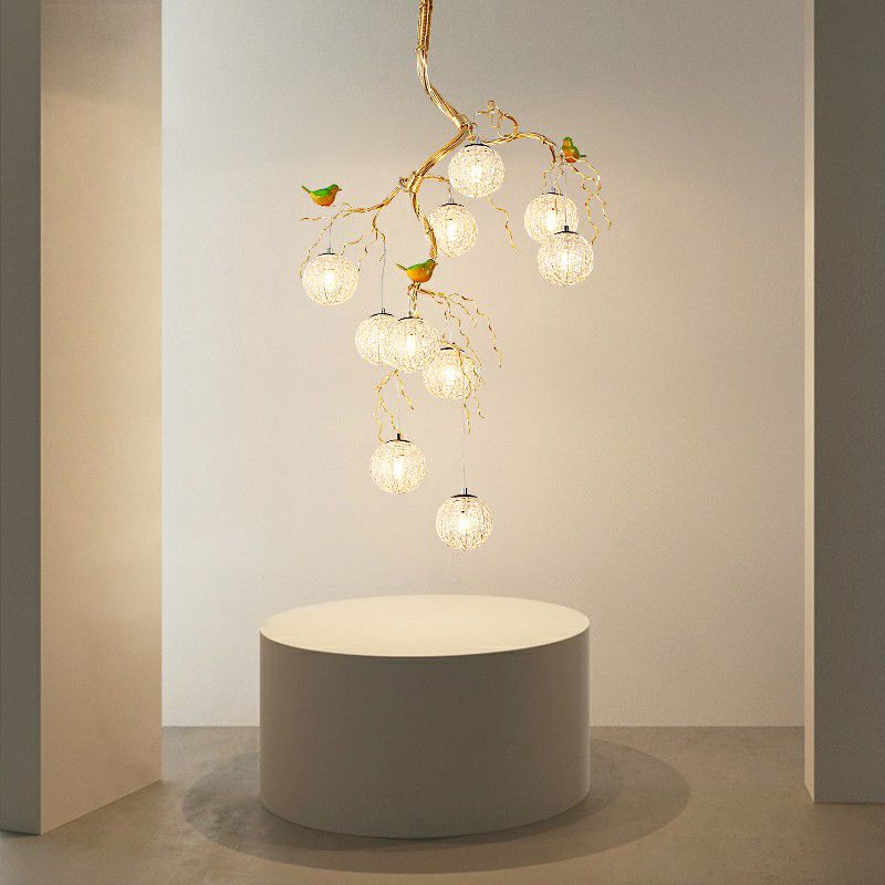 Kugelbaum -LED -Kronleuchter künstlerische Aluminiumdrahtgoldlampe mit Vogeldekorationen