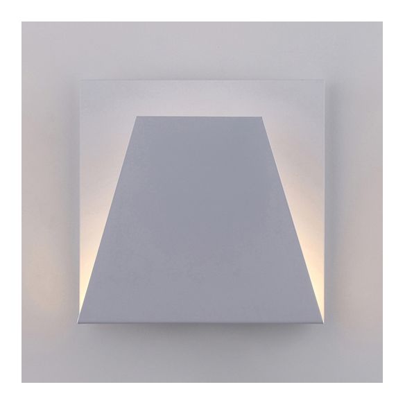 Geometric Metal Wall Lamp Simplistic Style LED White Wall Light Sconce in Warm/White Lighting for Bedroom