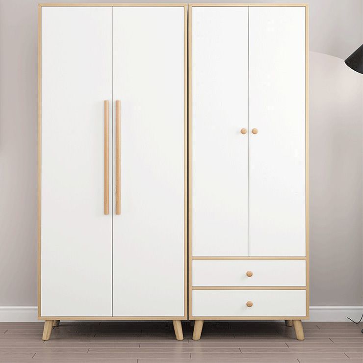Contemporary Indoor Storage Cabinet Matte Finish Cabinet with Wooden Legs