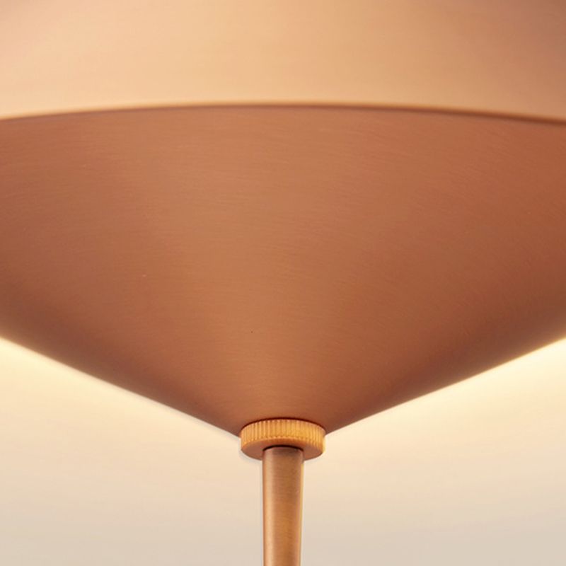 1 Light Iron Macaron Chandelier Pendant lampe Nordic Modern Style Plafond Light pour intérieur