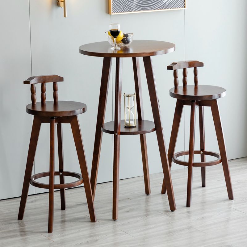 Moderner rotbar