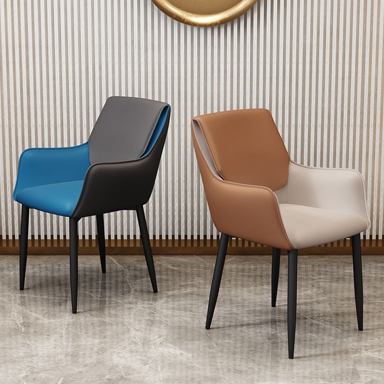 Silla de comedor tapizada con respaldo sólido de metal con brazo para el hogar escandinavo
