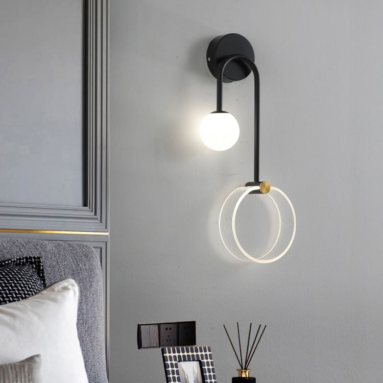 Nordic Style Metal Wall Sconce Modern Simple LED Wall Light Fixture for Living Room