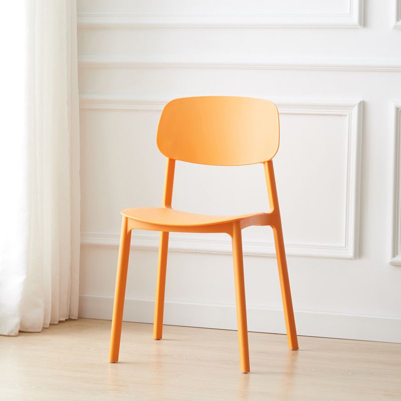 Silla auxiliar de plástico escandinavo para sala de conferencias, silla de comedor con respaldo abierto (juego de 4)