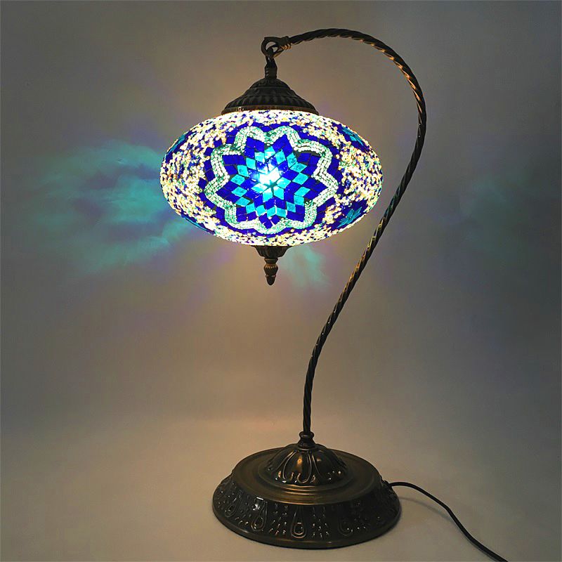 Décoratif oblong night clair tête simple tachée d'art en verre de table de table avec bras incurvé en jaune / bleu / vert