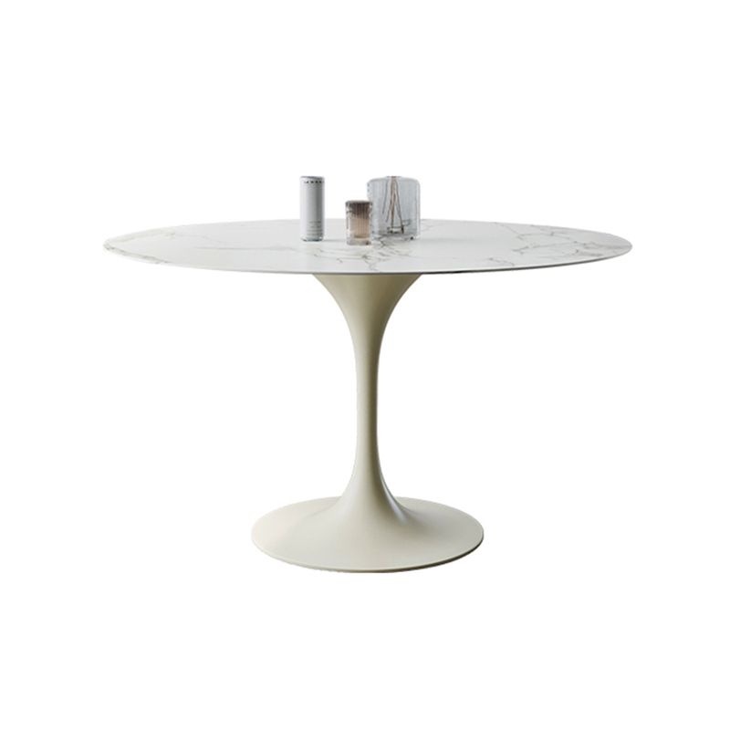 Dinettetafel in eigentijdse stijl, rond stenen meubilair met tulponderstel