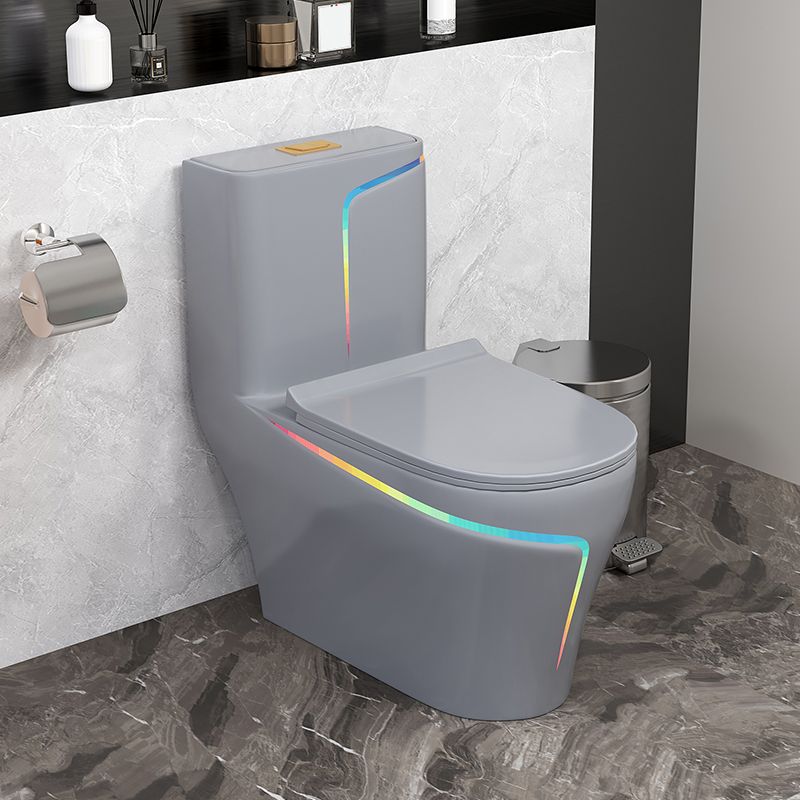 Traditional Flush Toilet Floor Mount One-Piece Toilet with Slow Close Seat