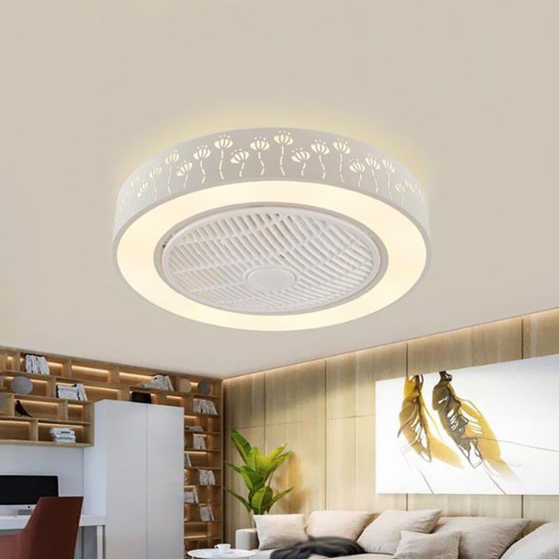 Acryl weiß hängende Lüfterlampe Runde LED 21,5 "Weitminimalismus Halbflush -Deckenleuchte mit 4 Klingen