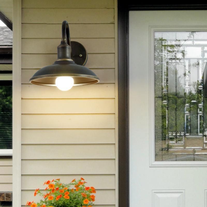 Industrielle Retro -Wandleuchte Schmiedeeisen -Scheunenwandlampe für Außenräume