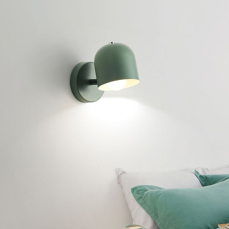 Luz de pared de domo de estilo macarrón 1 lámpara de pared de hierro ligera para dormitorio infantil