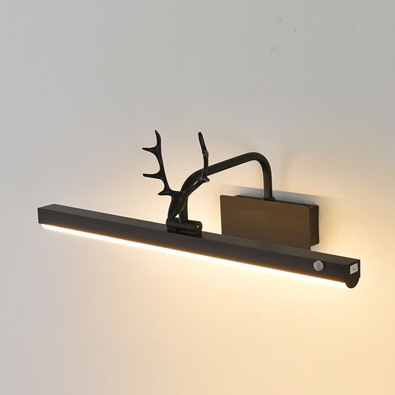 Metal Linear Shade Wall Sconce Modern Style 1 Light Specchio Light Seguite in nero