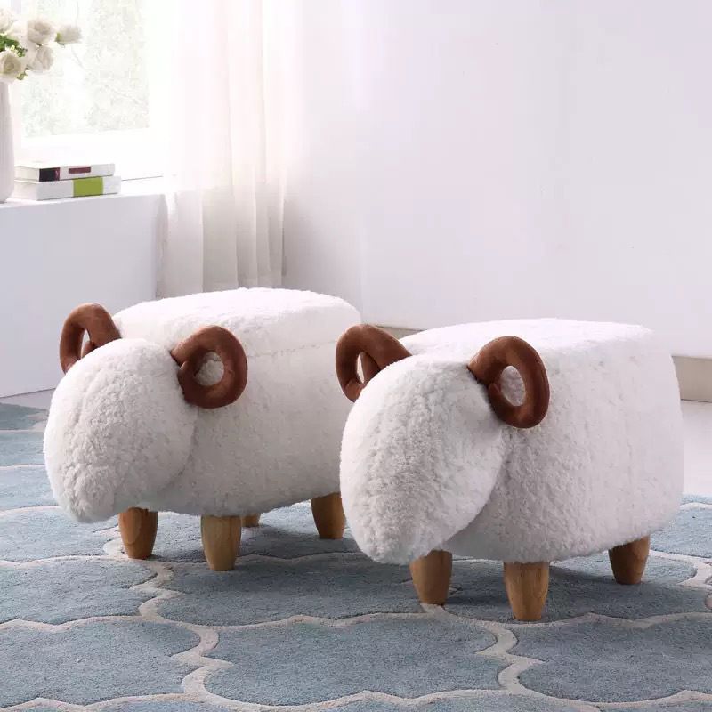 White Modern Standard Trea Resistant Sheep Shape Standard for Living Room