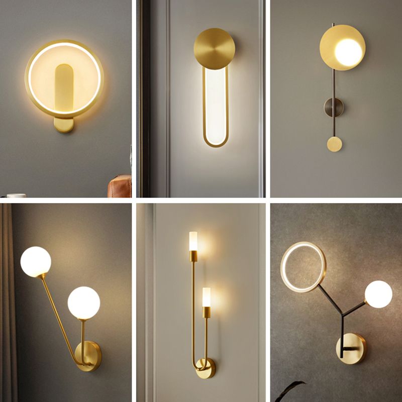 Modern Minimalist Style Wall Mounted Lighting Metal Sconce Light Fixture in Gold Finish for Bedroom